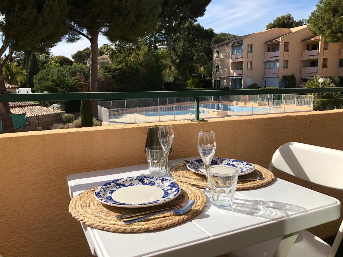 Studio Avec Terrasse Et Piscine Bandol Extérieur photo